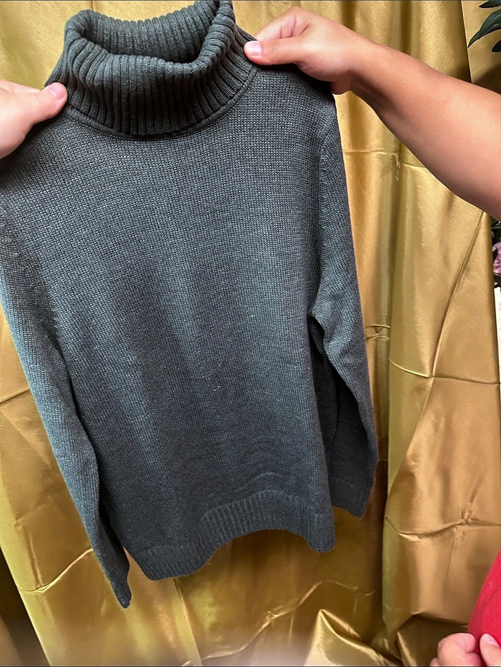 Croft & Barrow Gray Turtleneck Sweater Size Medium Like New